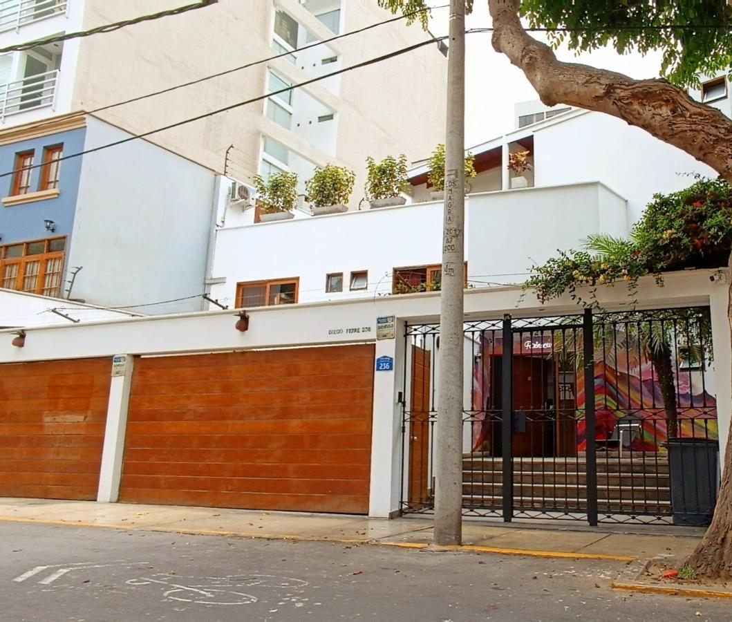 Rainbow Hostel Lima Zewnętrze zdjęcie