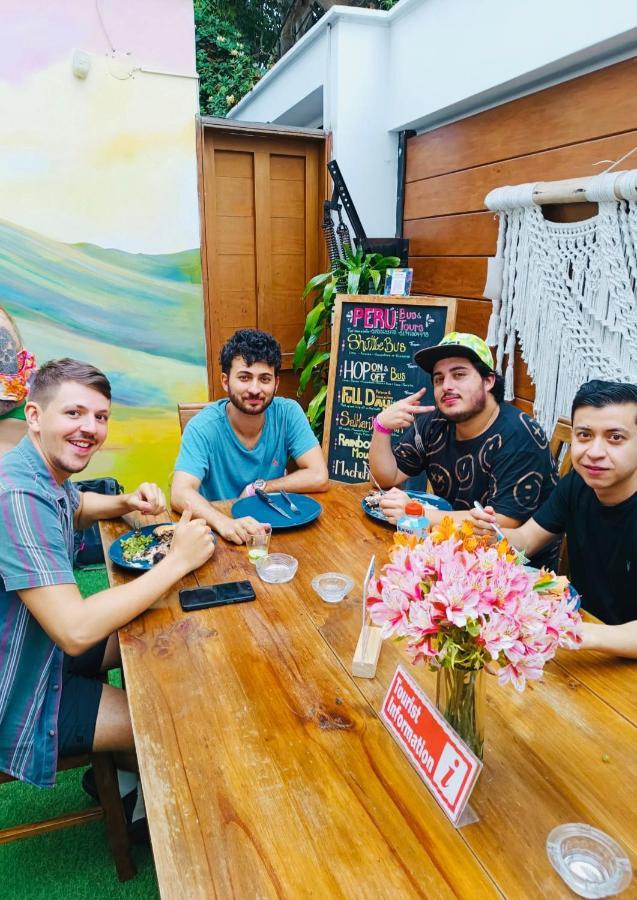 Rainbow Hostel Lima Zewnętrze zdjęcie