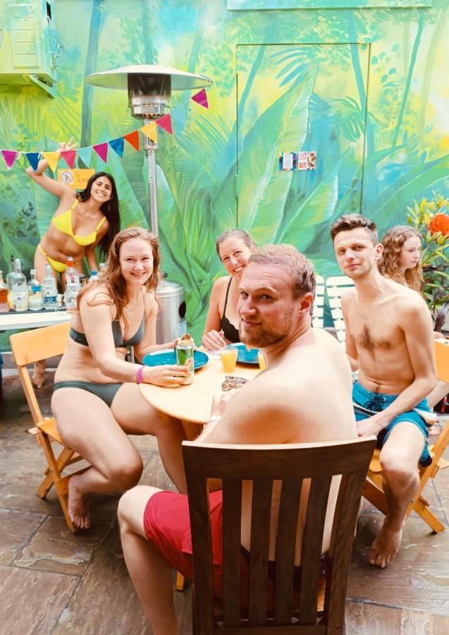 Rainbow Hostel Lima Zewnętrze zdjęcie